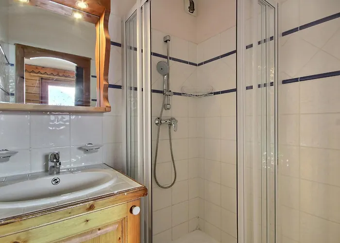 3 Chambres, Acces Piscine, Vue Sur Pistes - Fr-1-455-265 *