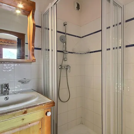 3 Chambres, Acces Piscine, Vue Sur Pistes - Fr-1-455-265 *